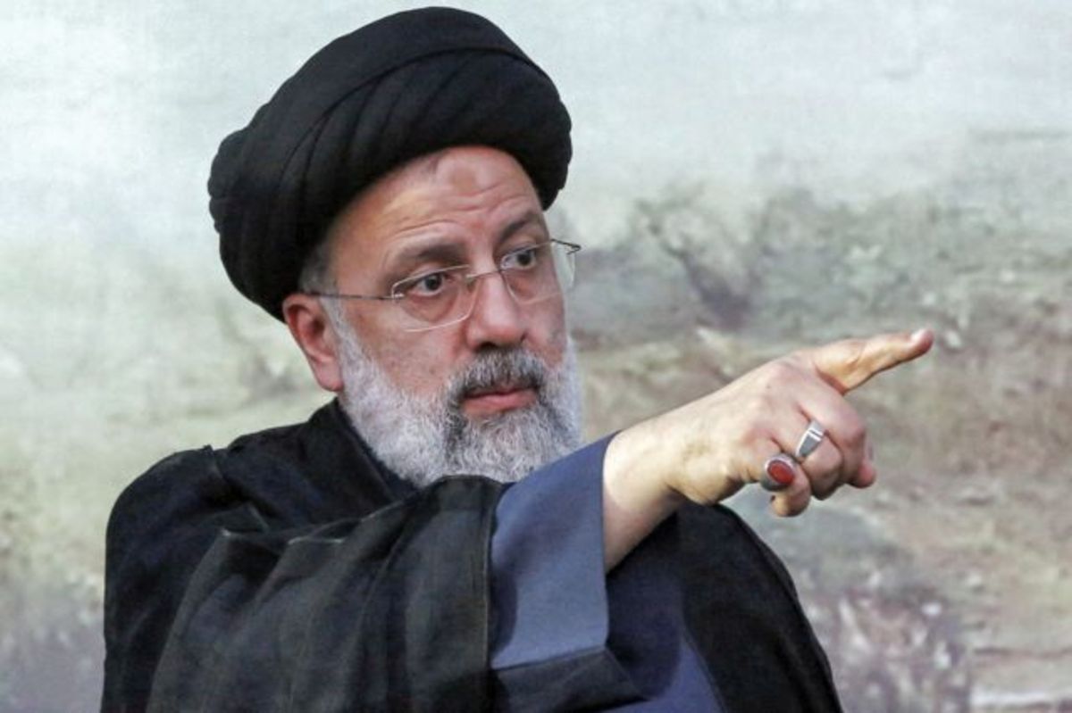 یک رئیس جمهور و این همه دستور! یک رئیس جمهور و این همه دستور!