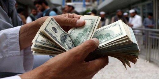 سیگنال جدید بانک مرکزی به بازار ارز/ منتظر سقوط قیمت دلار در بازار باشیم؟ سیگنال جدید بانک مرکزی به بازار ارز/ منتظر سقوط قیمت دلار در بازار باشیم؟