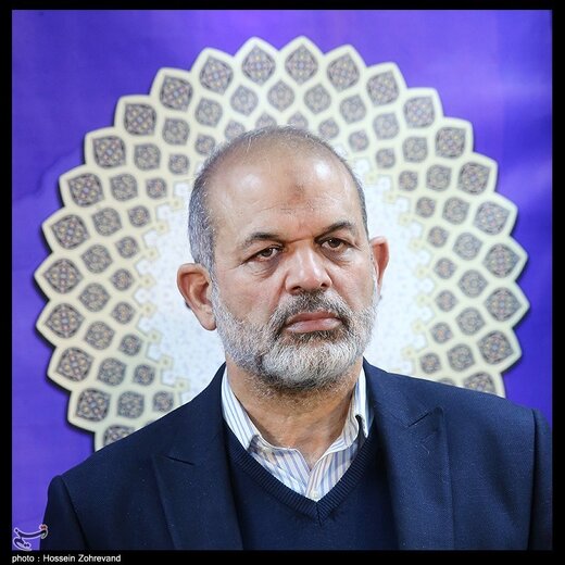 وزیر کشور: مرغ، تخممرغ، لبنیات و روغن هم گران می شوند/ هیچ کالای دیگری حق و اجازه گران شدن ندارد وزیر کشور: مرغ، تخممرغ، لبنیات و روغن هم گران می شوند/ هیچ کالای دیگری حق و اجازه گران شدن ندارد