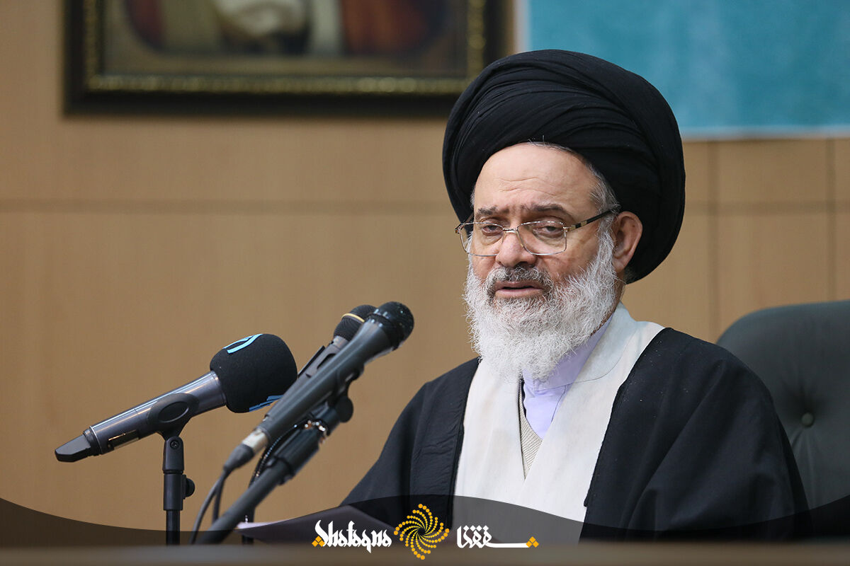 آیت الله حسینی بوشهری: مسئولان از شیوه های بهتر برای مهار گرانی افسارگسیخته استفاده کنند آیت الله حسینی بوشهری: مسئولان از شیوه های بهتر برای مهار گرانی افسارگسیخته استفاده کنند