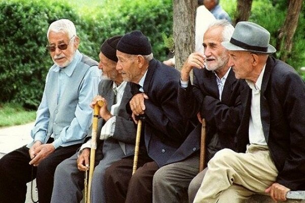 بدعت فراقانونی دولت رییسی برای افزایش حقوق بازنشستگان بدعت فراقانونی دولت رییسی برای افزایش حقوق بازنشستگان