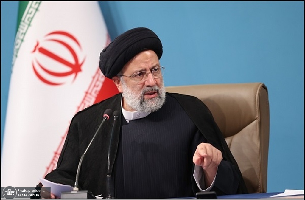 تورم ناشی از این اتفاق ظرف مدت کوتاهی از بین خواهد رفت/با پرداخت یارانهها پولی نمیماند که بخواهیم کسری بودجه خود را جبران کنیم تورم ناشی از این اتفاق ظرف مدت کوتاهی از بین خواهد رفت/با پرداخت یارانهها پولی نمیماند که بخواهیم کسری بودجه خود را جبران کنیم