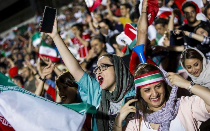 زنان به آزادی میرسند؟! زنان به آزادی میرسند؟!