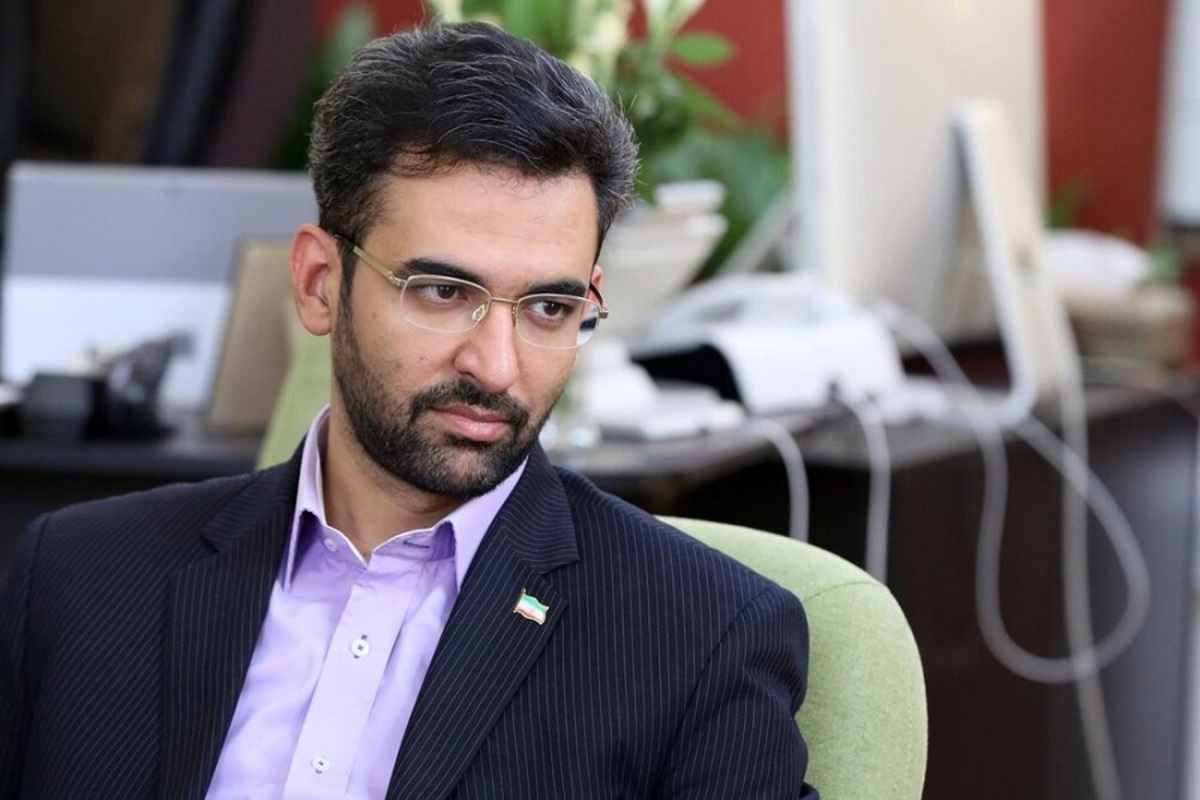 آذری جهرمی جواب رئیسی را داد آذری جهرمی جواب رئیسی را داد