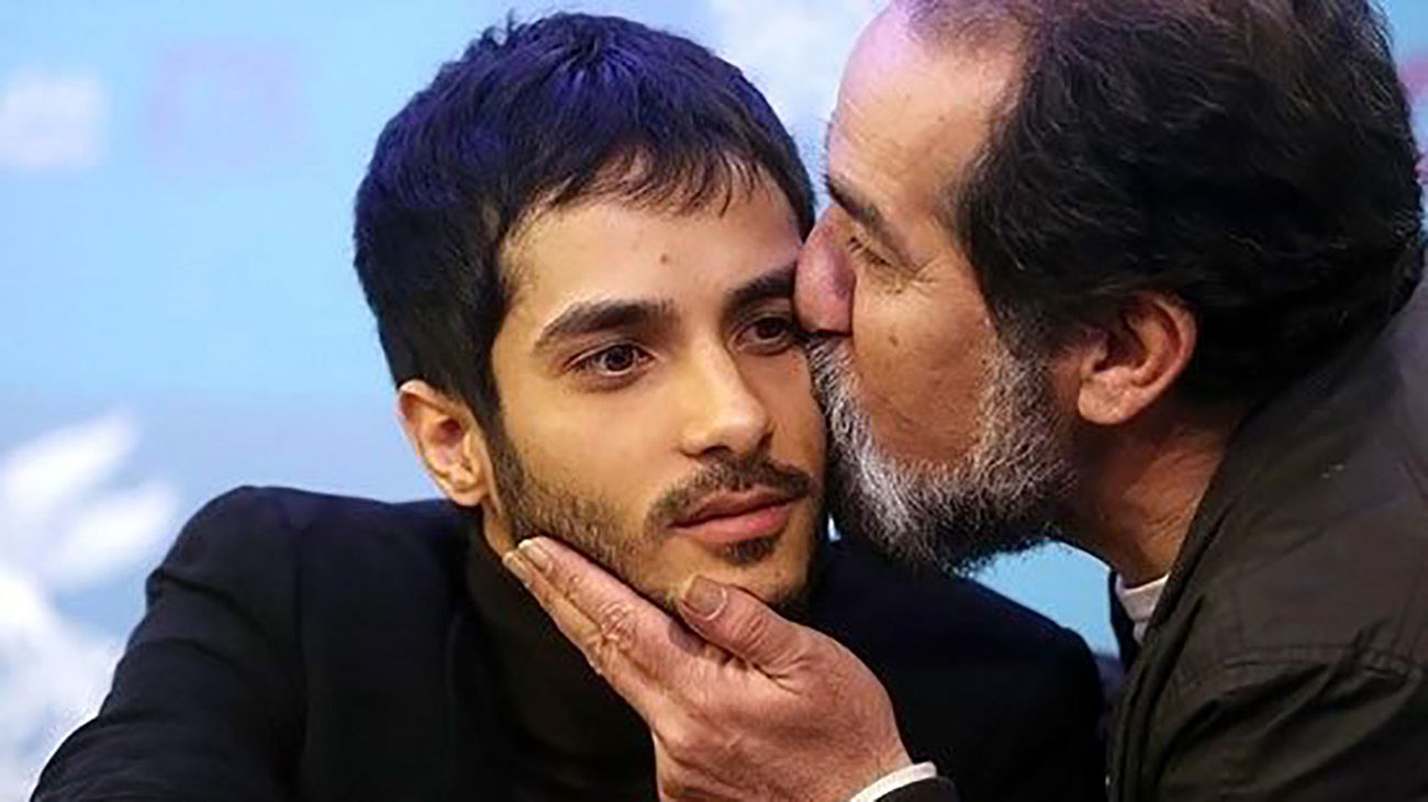 پسر دورگه ساعد سهیلی در آغوش پدر بزرگ فوق میلیاردرش + عکس هامون با تیپ لاکچری پسر دورگه ساعد سهیلی در آغوش پدر بزرگ فوق میلیاردرش + عکس هامون با تیپ لاکچری
